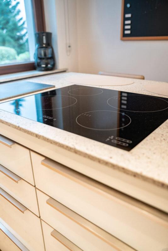 Detailfoto Kücheninsel in der Ferienwohnung StadtChalet